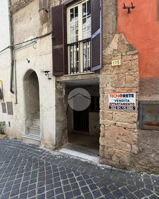 3 LOCALI A PALIANO