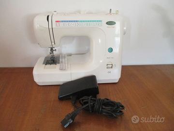 Macchina da cucire.