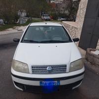 fiat punto 1.2 impianto a metano anno 2008 .