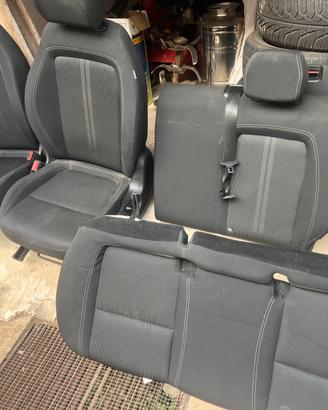 Sedili fiat tipo 2016/17 (completi)