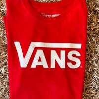 T-shirt vans