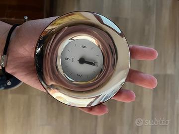 Sveglia orologio da comodino