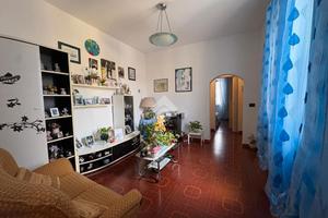 Trilocale due camere da letto e un bagno