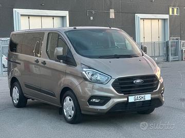 FORD TRANSIT CUSTOM 7P