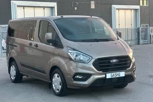 FORD TRANSIT CUSTOM 7P