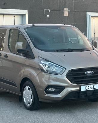 FORD TRANSIT CUSTOM 7P