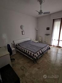 Grande camera con BAGNO ESCLUSIVO studentesse