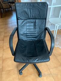 Poltrona ufficio nera rotelle