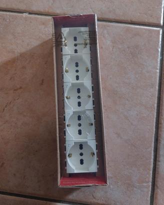 materiale elettrico AVE 
