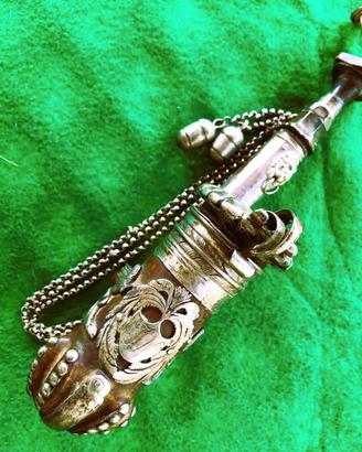 Tre Antiche Pipe, inserti in Argento