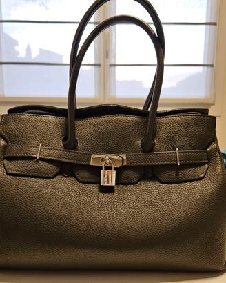 Borsa bauletto modello like Kelli grigio titanio