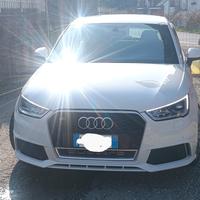AUDI S1 