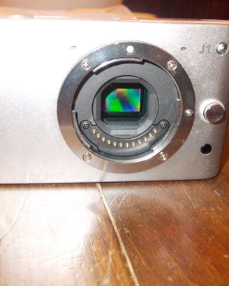 Fotocamera Nikon 1 j1 solo corpo con difetto