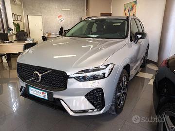 VOLVO XC60 B4 (d) automatico Plus Dark - Azienda