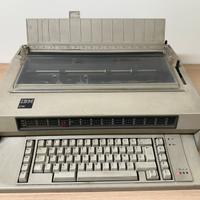 Macchina da scrivere IBM 6746