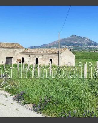 Terreno di 10000 m² a Valderice
