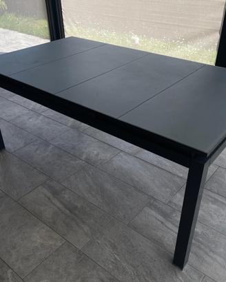 Tavolo da pranzo nero antracite allungabile