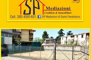 Piazzale - Posti Auto - Camper