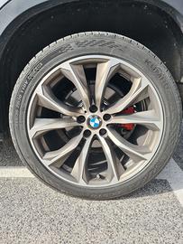 permuto   cerchi  bmw x6 da 20 pollici con 19 