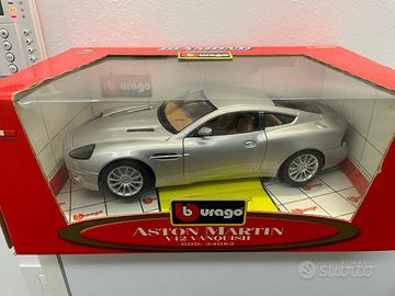 Aston Martin Vanquish - Burago - Scala 1/18