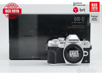 Olympus OM-D E-M10 IV