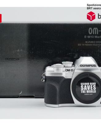 Olympus OM-D E-M10 IV