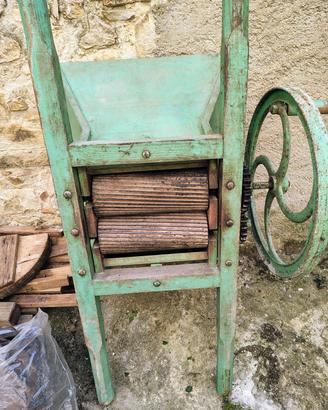 pigiatrice manuale per vino (usata)