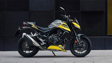 HONDA CB 750 HORNET E-CLUTH 2026