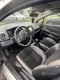 RENAULT CLIO IN BUONE CONDIZIONI