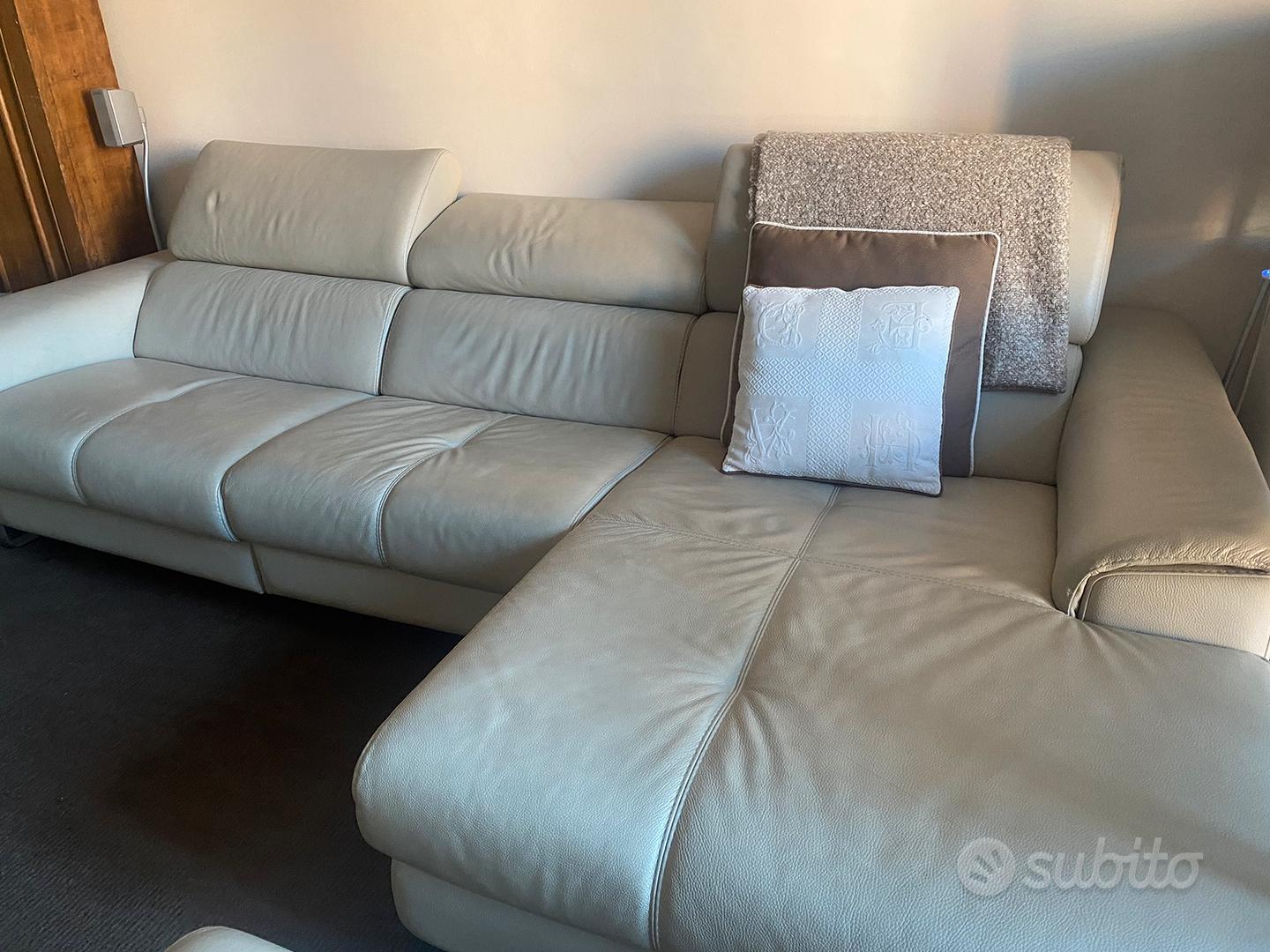Divano in pelle con penisola Poltrone e sofà Arredamento e Casalinghi In vendita a Torino