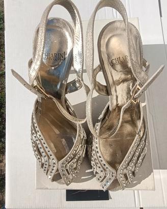 Scarpe con tacco