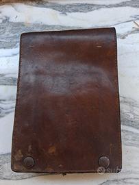 tracolla in pelle porta documenti del 1940