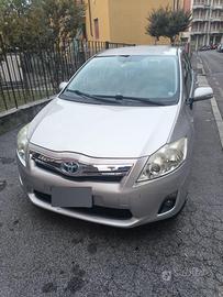 Toyota Auris 1.8 Hybrid Active automatica – 2011