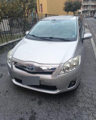 Toyota Auris 1.8 Hybrid Active automatica – 2011