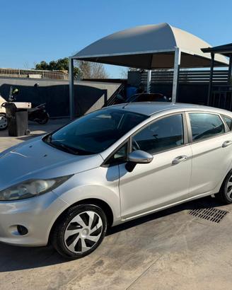 Ford Fiesta 1.4 5 porte Bz.- GPL Titanium