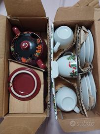 Tazzine da caffè e zuccheriere 