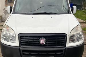 Fiat doblo benzina metano