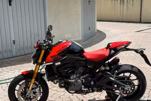 Ducati Monster 937 SP