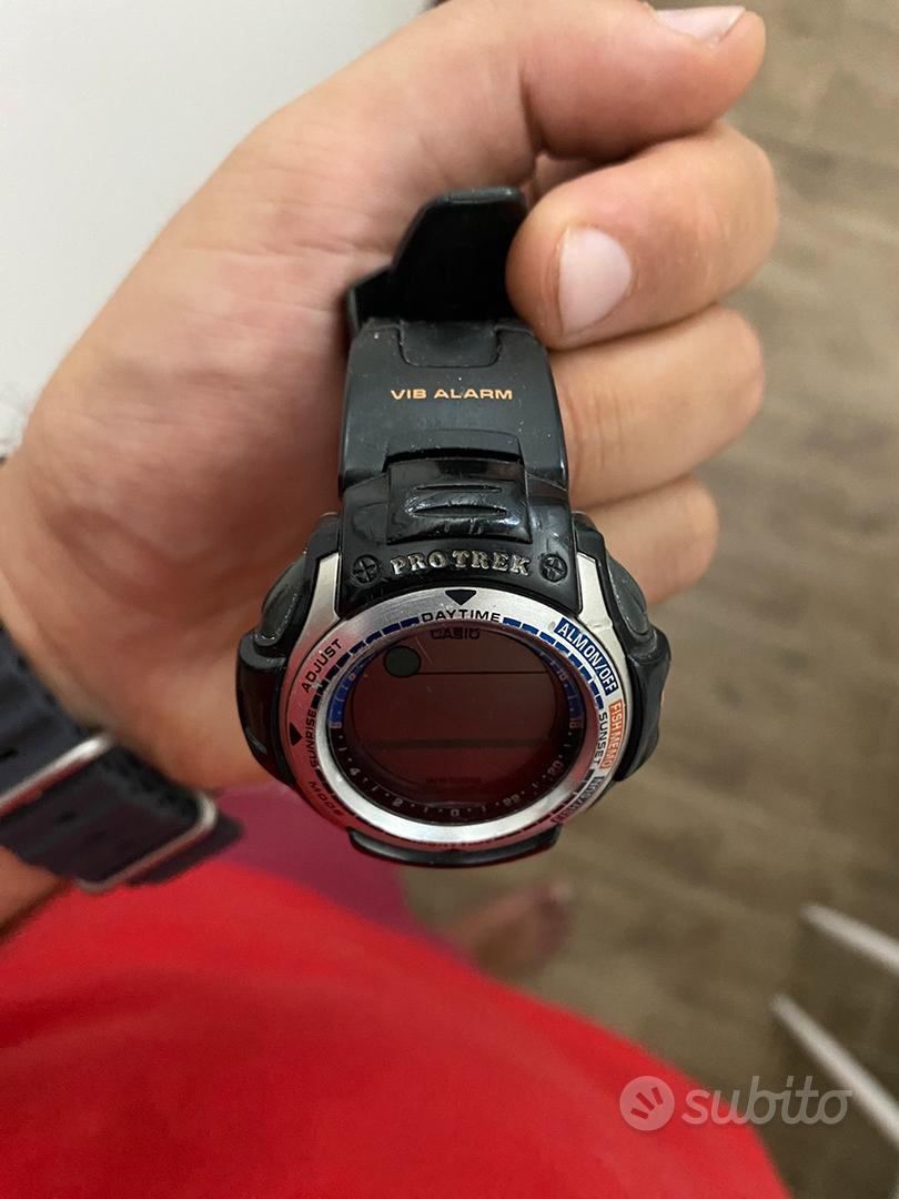 Orologio casio con vibrazio e fasi lunari - Abbigliamento e Accessori ...
