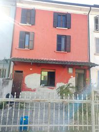 Castel d’Ario – Oltre 4 stanze,
