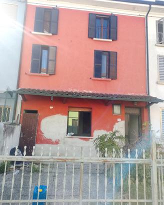 Castel d’Ario – Oltre 4 stanze,