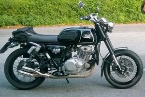 Mash 250 Black Seven
