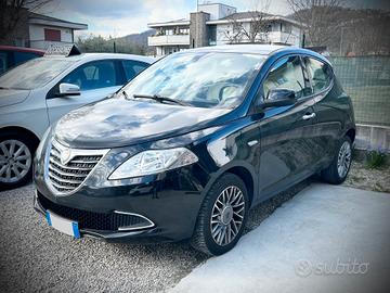 Lancia Ypsilon 1.2 69 CV - UNIPROPRIETARIO-NEOPATE