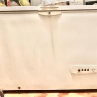 Congelatore da 300 litri