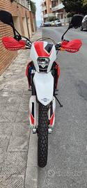 SWM 125 RS125R