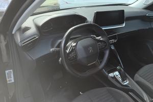 Peugeot 2008 1.2 PureTech 130 EAT8 – 03/2022