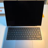 MacBook Pro M3, 8gb di Ram, 512gb ssd