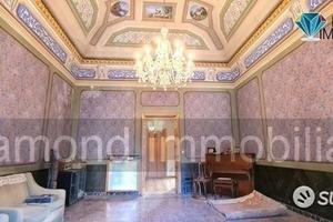 Palazzo storico fine '800 giarre centro