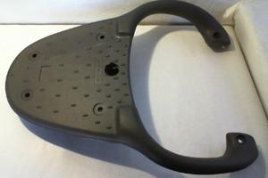 PORTAPACCHI LUNGO SCARABEO APRILIA 4T 50-100 AP817