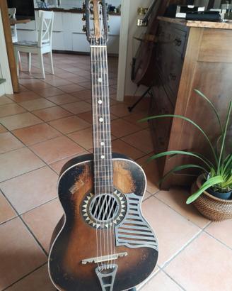 Chitarra vintage anni 30-40